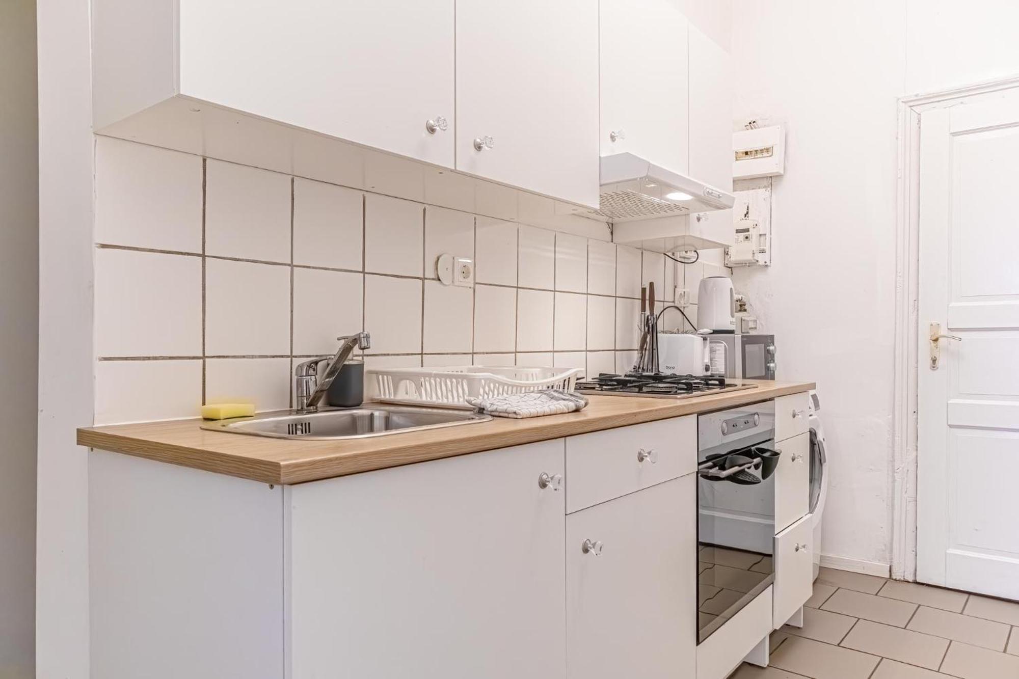 Апартаменти Budget-Friendly 2Br Apt With Great Location Відень Екстер'єр фото