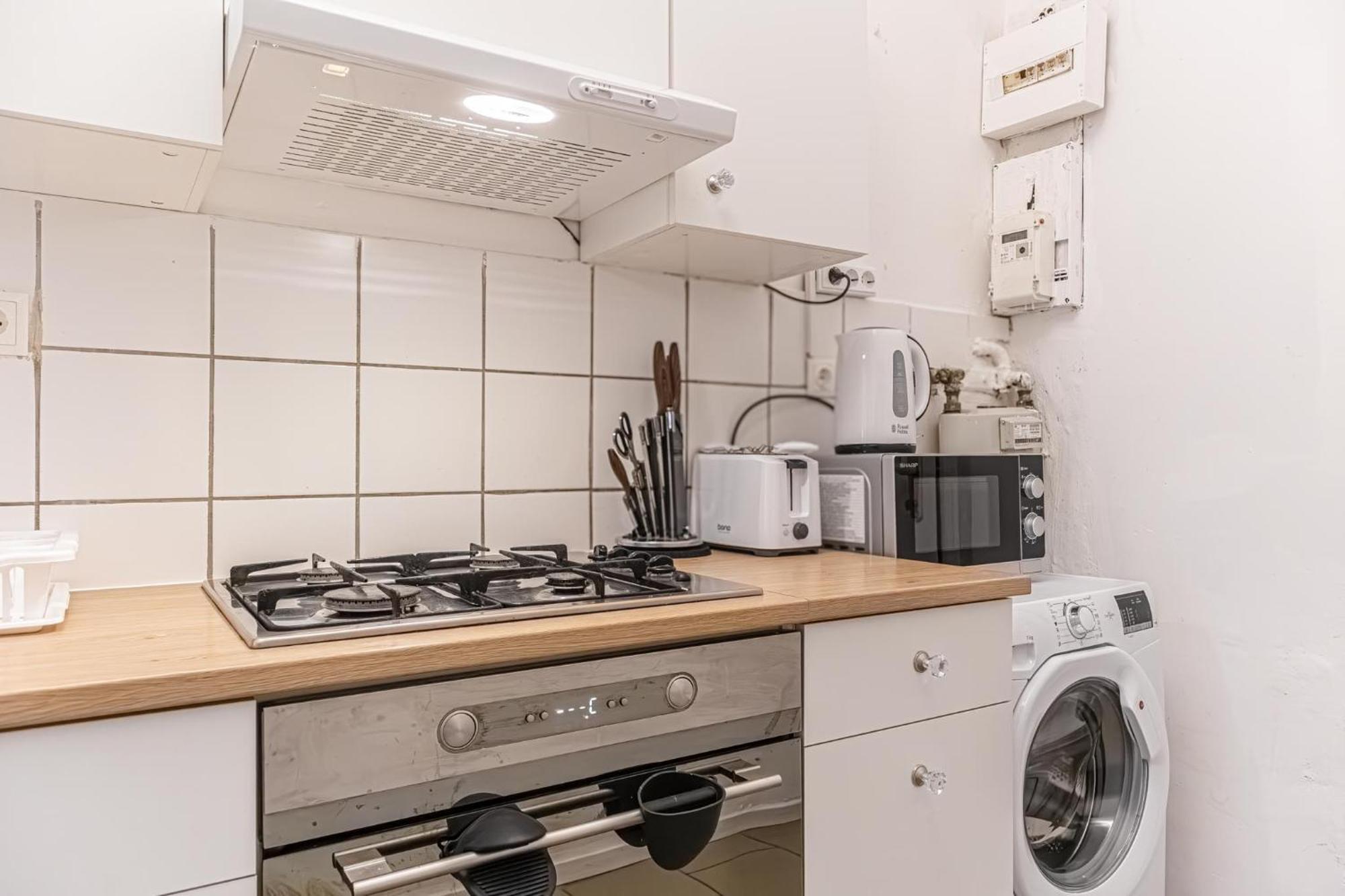 Апартаменти Budget-Friendly 2Br Apt With Great Location Відень Екстер'єр фото